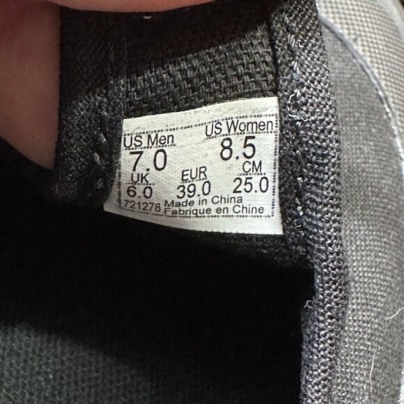 Vans Mary Jane Style 93 Women's size 8.5 Triple Black Shoes - Picture 8 of 8